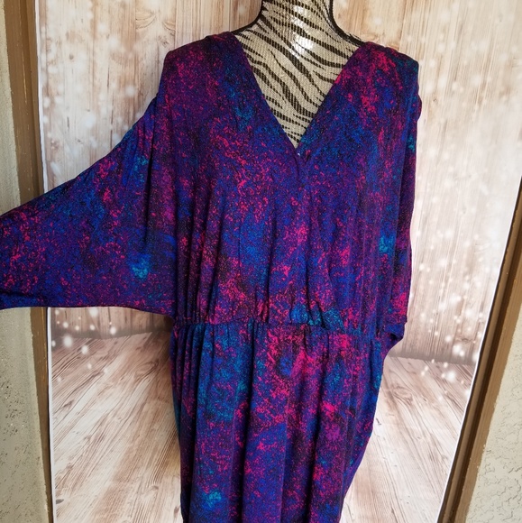 NWOT Kris Jenner galaxy print dress size 1x 2x - Picture 3 of 6